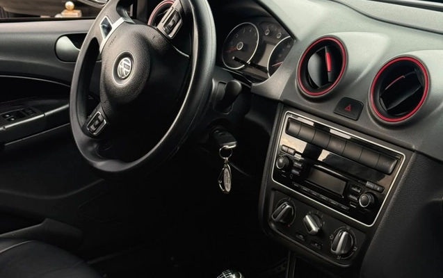 imagem-https://www.socarrao.com.br/sc-vehicle-images-prod/3047777/1785880792884-mWDytWCFacEYxlPCmVNZcXvt2BmIgjtM.jpg