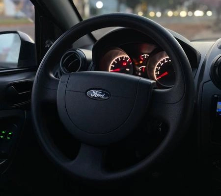 imagem-https://www.socarrao.com.br/sc-vehicle-images-prod/3048745/1788361949875-6865129_9_B_9fdd1386d1.jpeg
