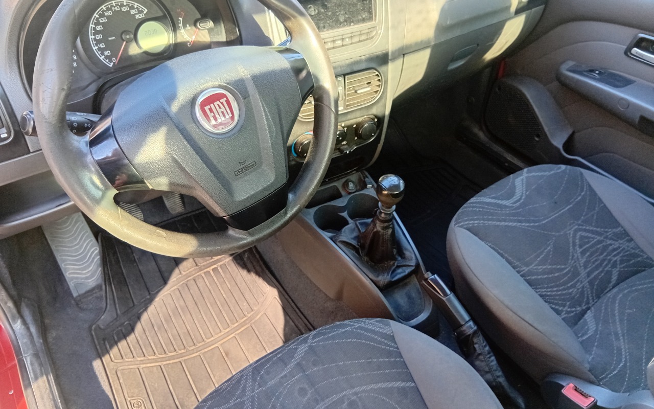 imagem-https://www.socarrao.com.br/sc-vehicle-images-prod/3048831/1786041782514-MjAyNjA2MjhfMTU0NTE2LmpwZw.jpg