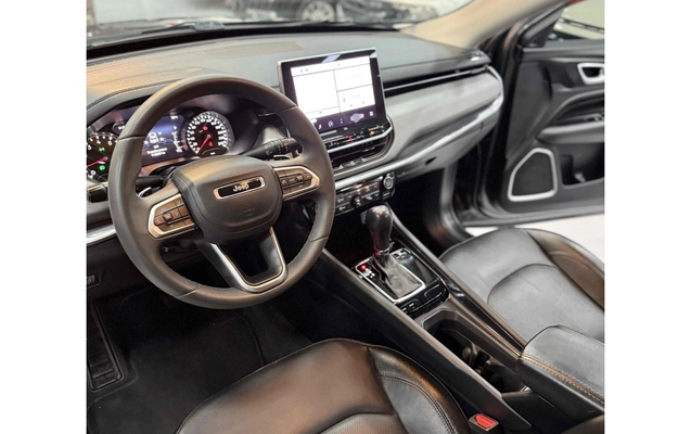 imagem-https://www.socarrao.com.br/sc-vehicle-images-prod/3049041/1785887623363-1_095528.jpg