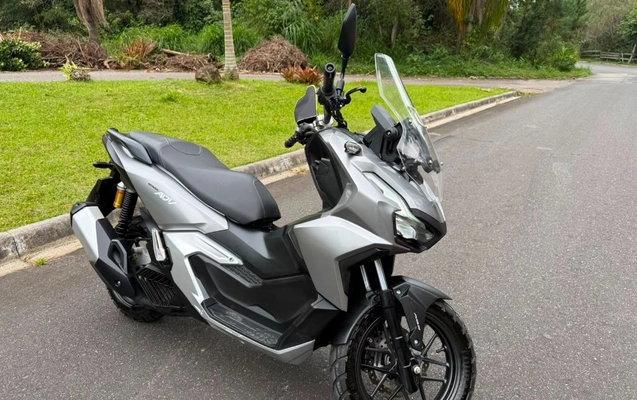 imagem-https://www.socarrao.com.br/sc-vehicle-images-prod/3049324/1789498479968-gb-da816e1.jpeg