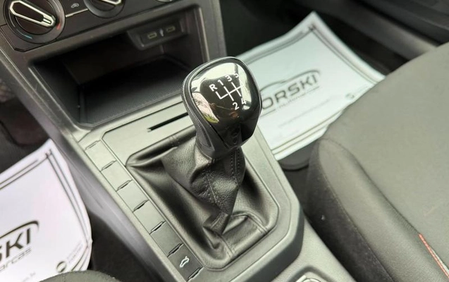 imagem-https://www.socarrao.com.br/sc-vehicle-images-prod/3057308/1789076009725-8301455_2_B_e659c92432.jpeg