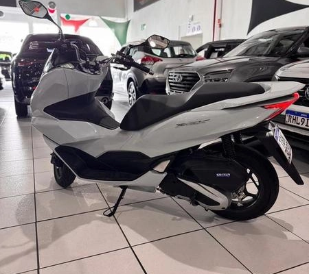 imagem-https://www.socarrao.com.br/sc-vehicle-images-prod/3057537/1787406597742-8344412_2_B_78da6ab135.jpeg