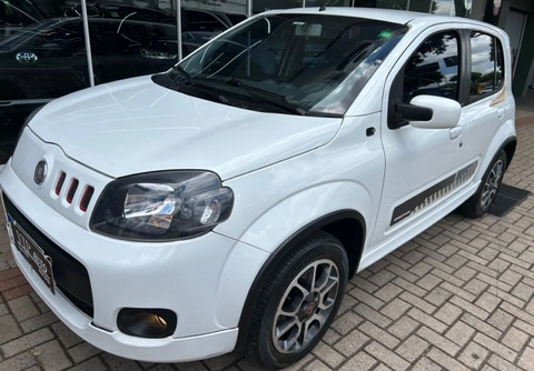Fiat Uno 2013 Branco — foto 1 de 3