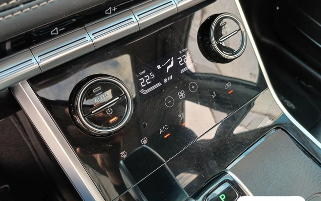 imagem-https://www.socarrao.com.br/sc-vehicle-images-prod/3057886/1788200255333-2da809a9-a3e7-4276-a587-c9d9dbd73bfd.jpg