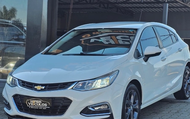 imagem-https://www.socarrao.com.br/sc-vehicle-images-prod/3058080/1785934222045-MGRlMTQ3ZWItZWRkYy00MWM3LTgxYTMtNDhjZTgzOTQ2YWJhLmpwZw.jpg