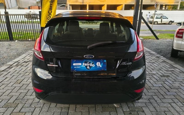 imagem-https://www.socarrao.com.br/sc-vehicle-images-prod/3058207/1789069521125-8348630_12_B_c3844f5328.jpeg