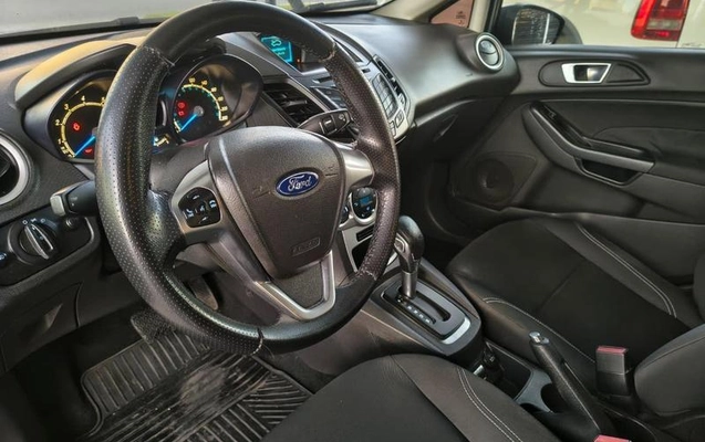imagem-https://www.socarrao.com.br/sc-vehicle-images-prod/3058207/1789069521132-8348630_3_B_40acfba40c.jpeg