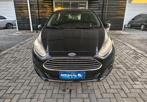 Ford Fiesta 2014 Preto — foto 1 de 3