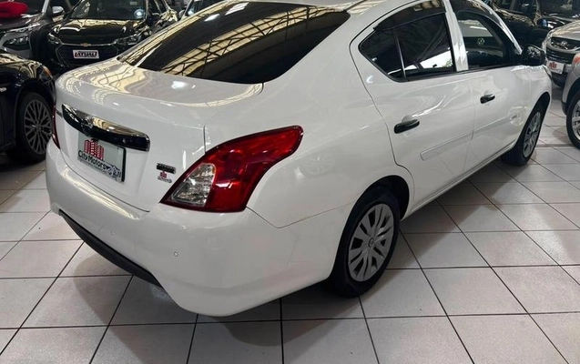 imagem-https://www.socarrao.com.br/sc-vehicle-images-prod/3058238/1787590398363-8349792_8_B_43a21704c5.jpeg