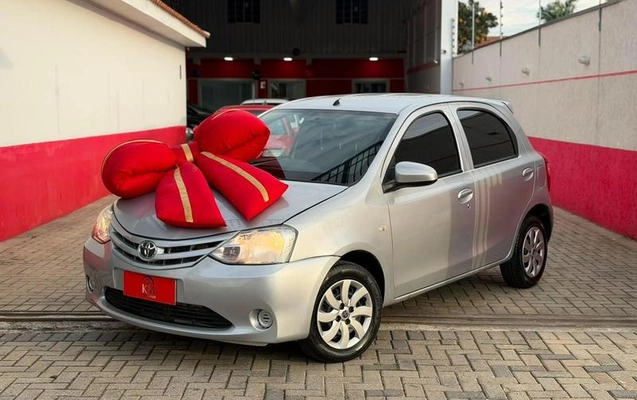 imagem-https://www.socarrao.com.br/sc-vehicle-images-prod/3058249/1790110105432-8349725_17_B_aab54f4ec7.jpeg