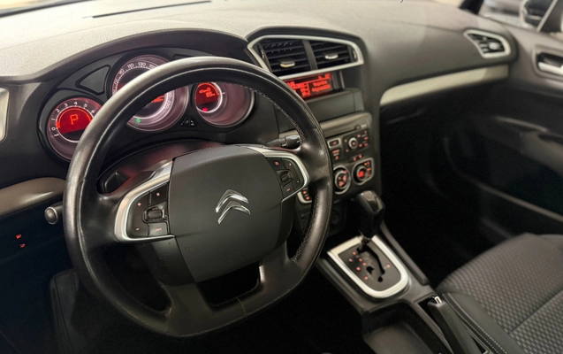 imagem-https://www.socarrao.com.br/sc-vehicle-images-prod/3058262/1785935779171-35217642-2b59-4d10-b366-99e974bc21dc.jpg