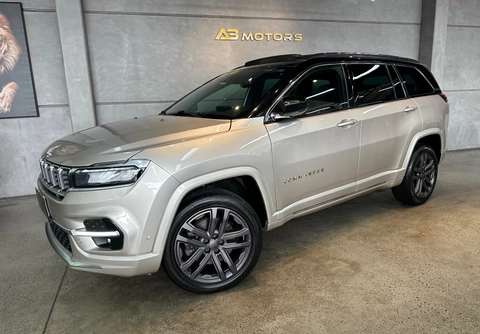 Jeep Commander 2025 Amarelo — foto 1 de 3