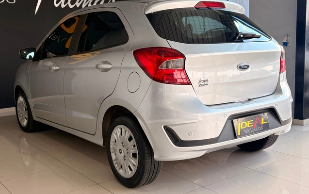 imagem-https://www.socarrao.com.br/sc-vehicle-images-prod/3058336/1785937017980-04c162dde67e497d90967b9ad81e2da9_1785936960134.jpg