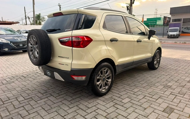 imagem-https://www.socarrao.com.br/sc-vehicle-images-prod/3058615/1785939108178-409552c6a9fb448f847eec459b7b0234_1785938984333.jpg