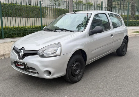 Renault Clio 2013 Prata — foto 1 de 3
