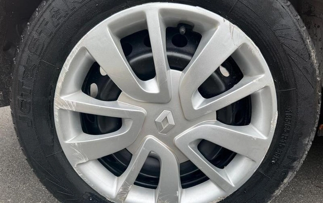 imagem-https://www.socarrao.com.br/sc-vehicle-images-prod/3058662/1789159217284-8202722_9_B_839a3f9016.jpeg