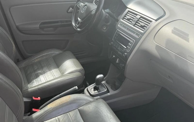 imagem-https://www.socarrao.com.br/sc-vehicle-images-prod/3058675/1789159227275-8334944_17_B_d08650f3eb.jpeg