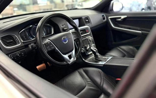 imagem-https://www.socarrao.com.br/sc-vehicle-images-prod/3058796/1789042430060-8350276_5_B_b658a0f34d.jpeg