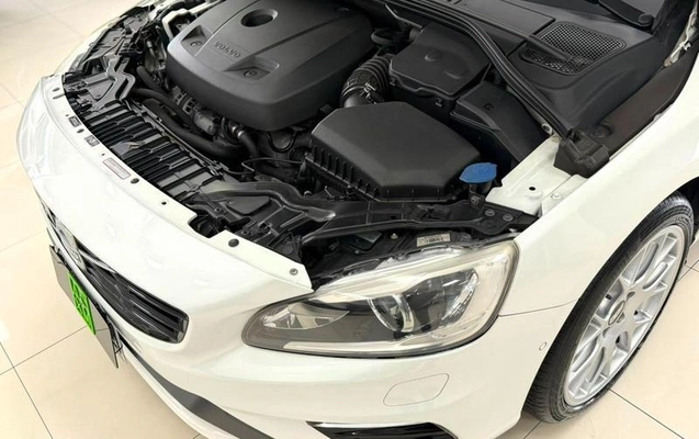 imagem-https://www.socarrao.com.br/sc-vehicle-images-prod/3058796/1789042430082-8350276_14_B_8fced51ac5.jpeg