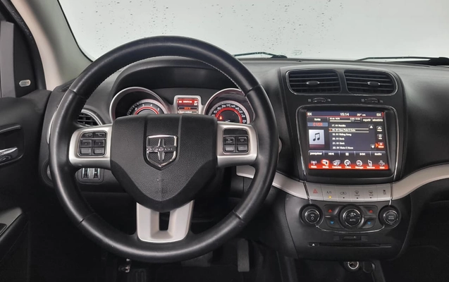 imagem-https://www.socarrao.com.br/sc-vehicle-images-prod/3058797/1785939404093-003_984b0252d8e857314010a4dba55b9b93.jpeg