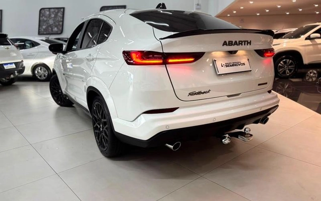imagem-https://www.socarrao.com.br/sc-vehicle-images-prod/3059026/1789051872155-8350362_1_B_956bca0fc8.jpeg