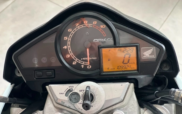 imagem-https://www.socarrao.com.br/sc-vehicle-images-prod/3059078/1785940482836-V2hhdHNBcHAgSW1hZ2UgMjAyNi0wOC0wNSBhdCAxMS4yNC4zOCAoMikuanBlZw.jpeg