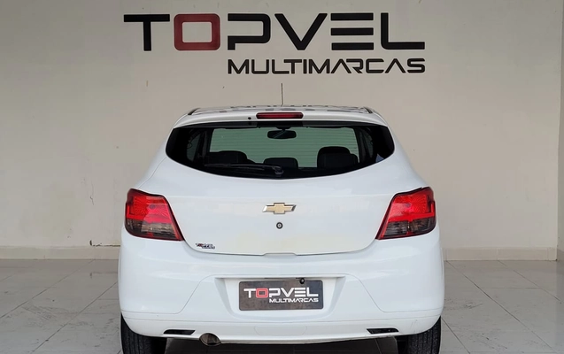 imagem-https://www.socarrao.com.br/sc-vehicle-images-prod/3059085/1785940523774-003_f4980535023cb9550cad6e2971d2c37e.jpeg