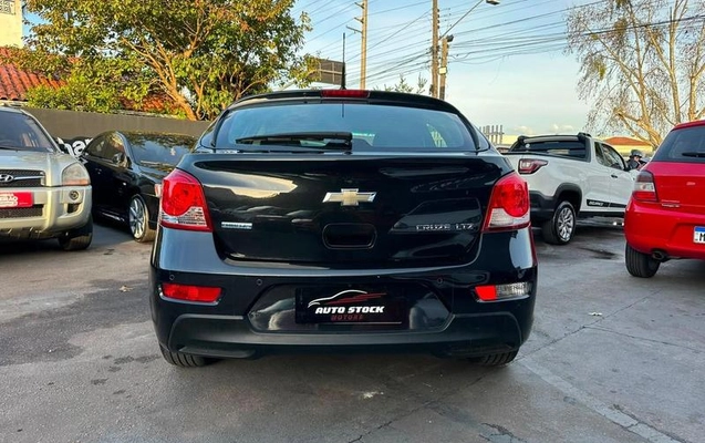 imagem-https://www.socarrao.com.br/sc-vehicle-images-prod/3059116/1785940658613-8332250_6_B_dbcede5fef.jpeg