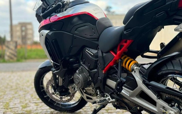 imagem-https://www.socarrao.com.br/sc-vehicle-images-prod/3059235/1788011818752-8350382_6_B_3b9e2d36a7.jpeg