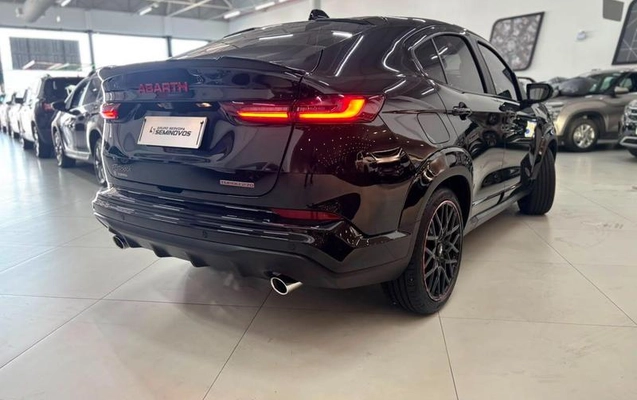 imagem-https://www.socarrao.com.br/sc-vehicle-images-prod/3059259/1785941441192-8350488_1_B_64c4de34cd.jpeg