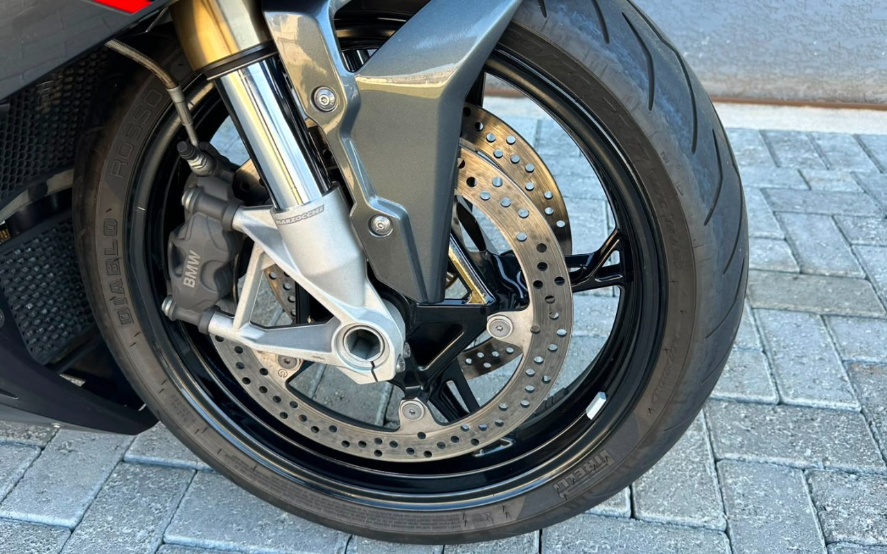 imagem-https://www.socarrao.com.br/sc-vehicle-images-prod/3059368/1785942130169-N2QyNDBlMDAtNDVmYi00YjlhLWE1MDktNjg4YmZiZWIyYzVmLmpwZw.jpg