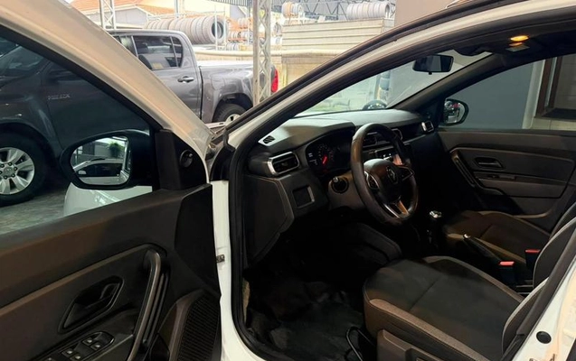 imagem-https://www.socarrao.com.br/sc-vehicle-images-prod/3059569/1785949992715-8350604_9_B_6f7ed3b142.jpeg