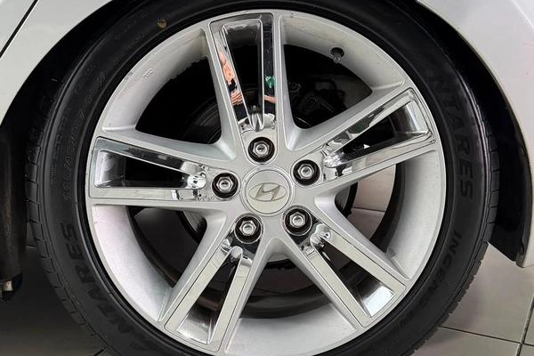 imagem-https://www.socarrao.com.br/sc-vehicle-images-prod/3059675/1789140255849-8350642_8_B_ca95f2d53f.jpeg