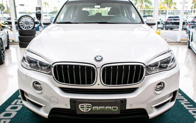 imagem-https://www.socarrao.com.br/sc-vehicle-images-prod/3059931/1790091144638-8350371_9_B_0bf66f5de3.jpeg