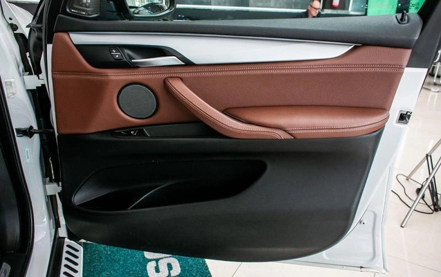imagem-https://www.socarrao.com.br/sc-vehicle-images-prod/3059931/1790091144644-8350371_13_B_6b9ce57d91.jpeg