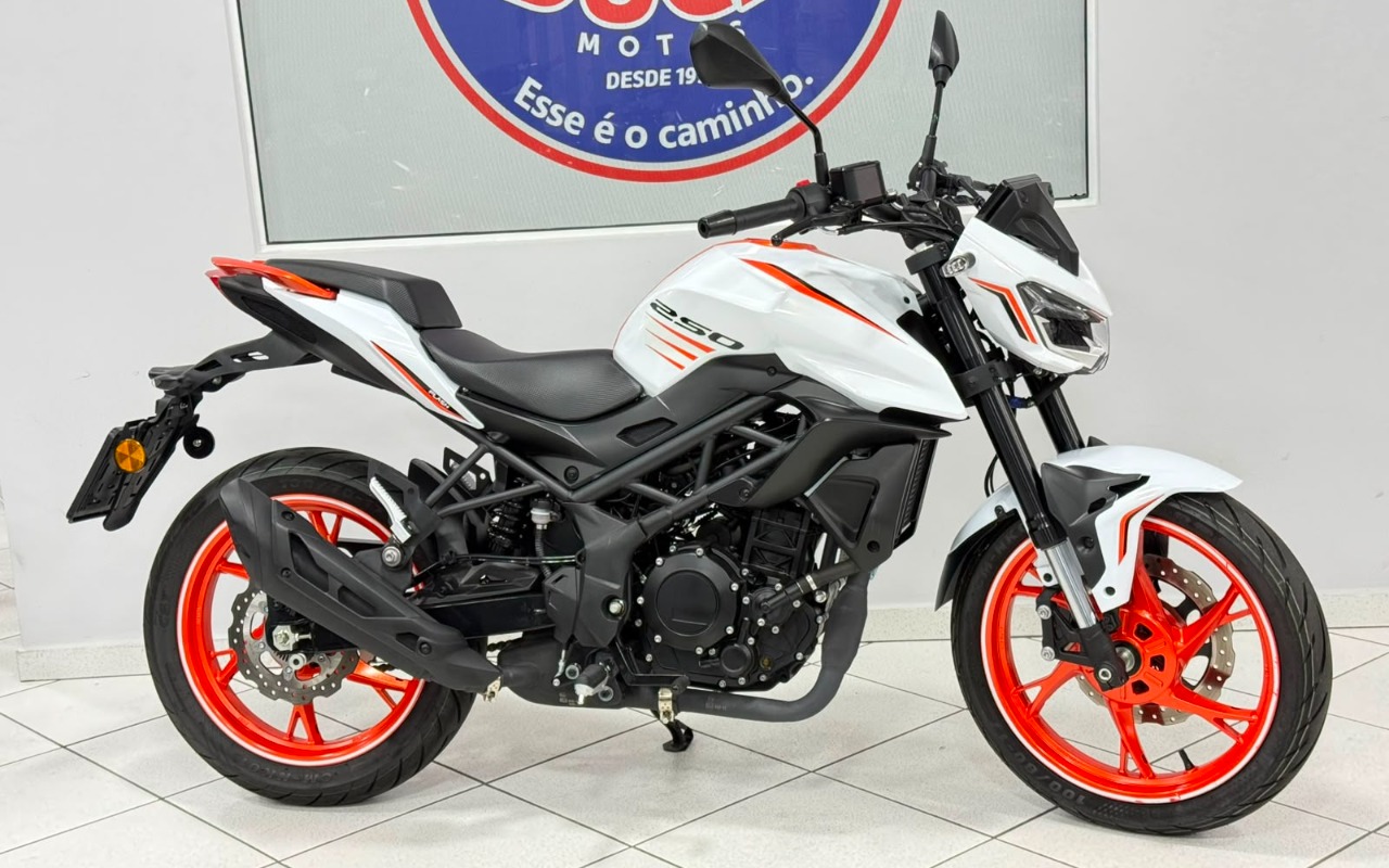 SHINERAY XY 250 FLASH EFI 2025 Branco — foto 1 de 3