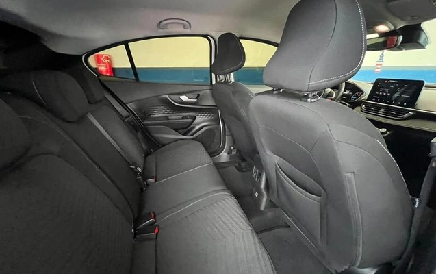 imagem-https://www.socarrao.com.br/sc-vehicle-images-prod/3060063/1789657440249-8350217_17_B_807ef9d71b.jpeg