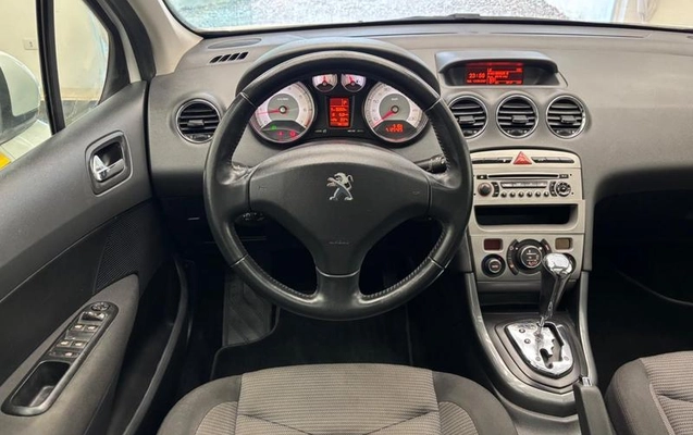imagem-https://www.socarrao.com.br/sc-vehicle-images-prod/3060935/1785946047326-8290271_18_B_9372b63e75.jpeg