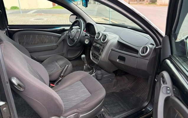 imagem-https://www.socarrao.com.br/sc-vehicle-images-prod/3061064/1789592657635-8301597_10_B_22b558f11a.jpeg