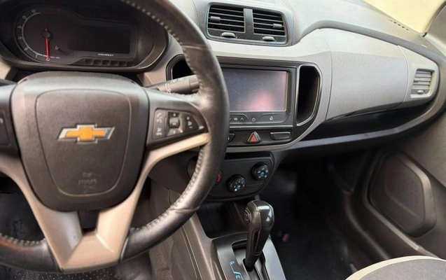 imagem-https://www.socarrao.com.br/sc-vehicle-images-prod/3061143/1787759216766-8350660_6_B_ea35b32949.jpeg