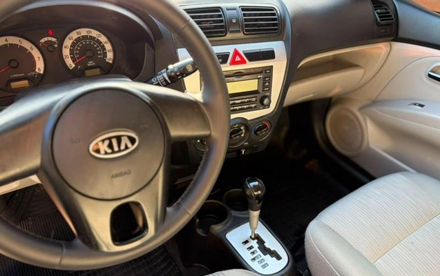 imagem-https://www.socarrao.com.br/sc-vehicle-images-prod/3061288/1787604548316-8265411_8_B_f456bfcd37.jpeg