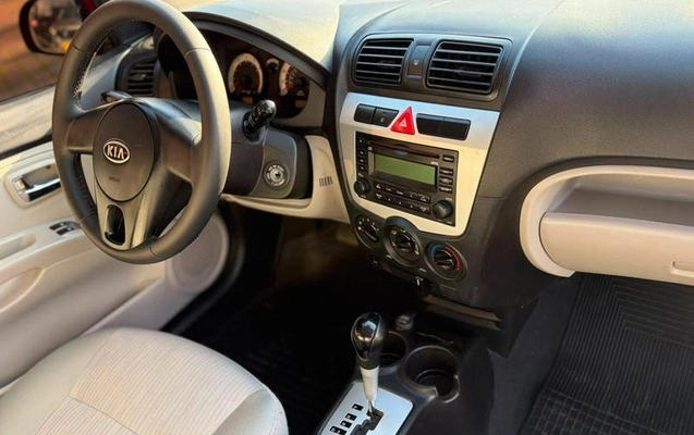 imagem-https://www.socarrao.com.br/sc-vehicle-images-prod/3061288/1787604548321-8265411_10_B_8df13336bc.jpeg