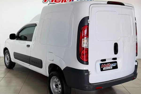 imagem-https://www.socarrao.com.br/sc-vehicle-images-prod/3061386/1787581968558-8295239_2_B_5eb839323c.jpeg