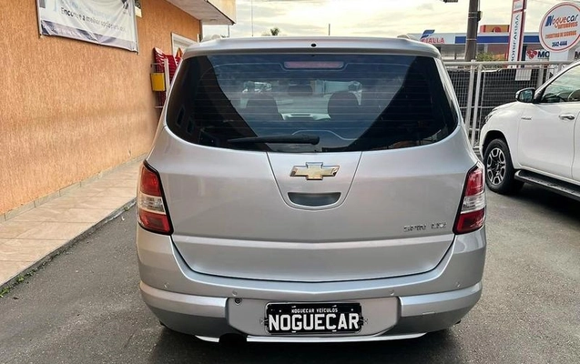 imagem-https://www.socarrao.com.br/sc-vehicle-images-prod/3061662/1785948075472-8350983_19_B_b1efa384fd.jpeg