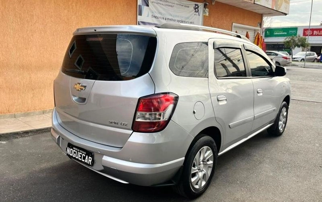 imagem-https://www.socarrao.com.br/sc-vehicle-images-prod/3061662/1785948075474-8350983_15_B_c02bcfa547.jpeg