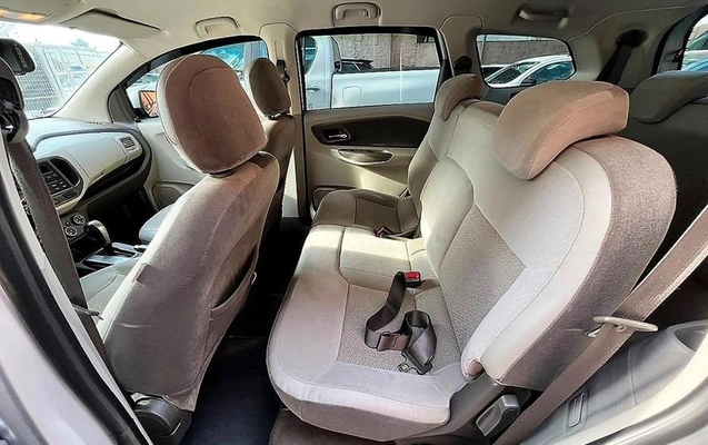 imagem-https://www.socarrao.com.br/sc-vehicle-images-prod/3061662/1785948075492-8350983_15_B_32d96f0d93.jpeg