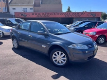 imagem de Sedan Dynamique Hi-Flex 1.6 16V