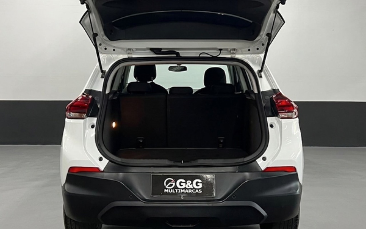 imagem-https://www.socarrao.com.br/sc-vehicle-images-prod/3062308/1785949363220-ODI3MDA4M181X0JfOGU2ZTE3MTI0OS5wbmc.png