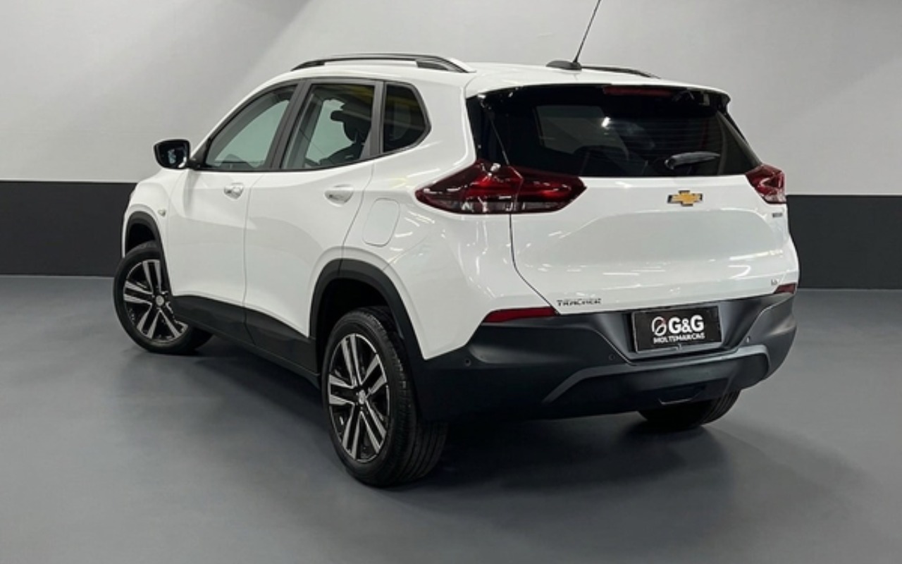 imagem-https://www.socarrao.com.br/sc-vehicle-images-prod/3062308/1785949363365-ODI3MDA4M183X0JfZTE5OTBkNzFhMy5wbmc.png